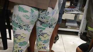 Kinky hoochie Dani ل ...